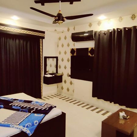 Hotel De Smart 木尔坦 外观 照片