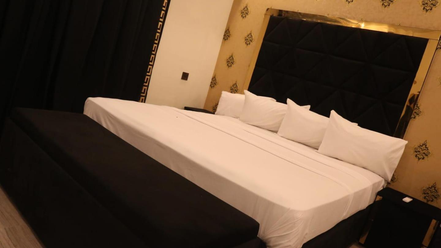 Hotel De Smart 木尔坦 外观 照片