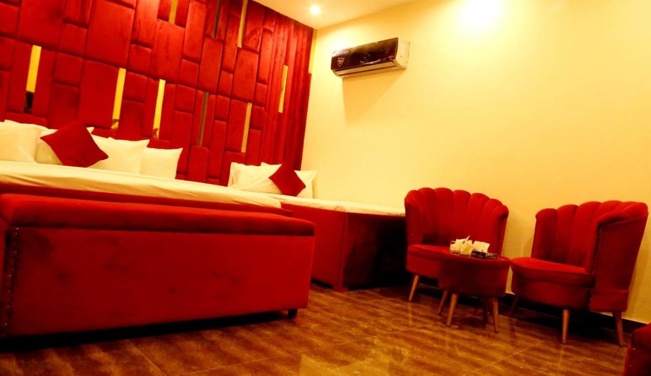 Hotel De Smart 木尔坦 外观 照片