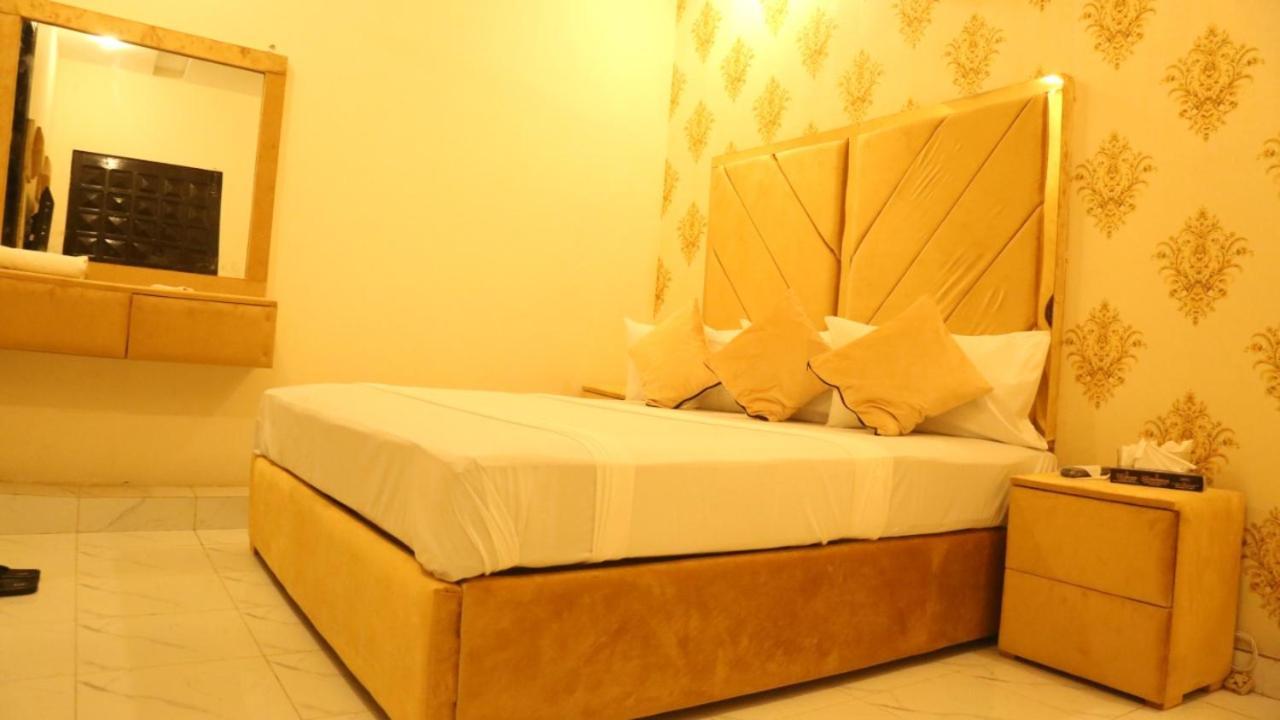 Hotel De Smart 木尔坦 外观 照片