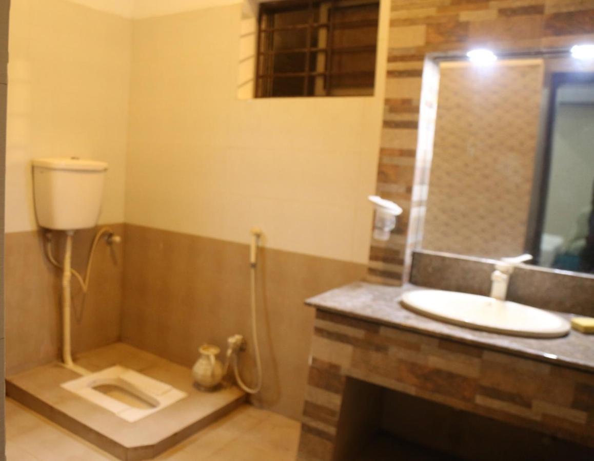 Hotel De Smart 木尔坦 外观 照片